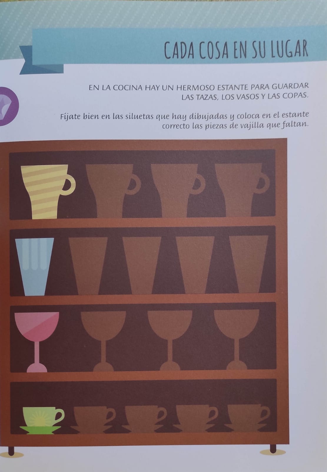 Qué hay en nuestros estantes? – What's on our shelves? - Montessori en Casa